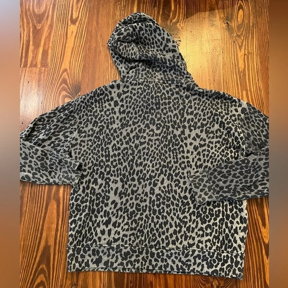 THE UPSIDE Blue Indigo Leopard Pullover Hoodie Navy - Picture 8 of 8